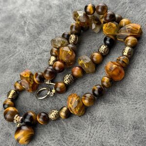Orange Swirl UV GLOW Vintage Glass Tiger Eye Gold-tone Metal Beaded Necklace